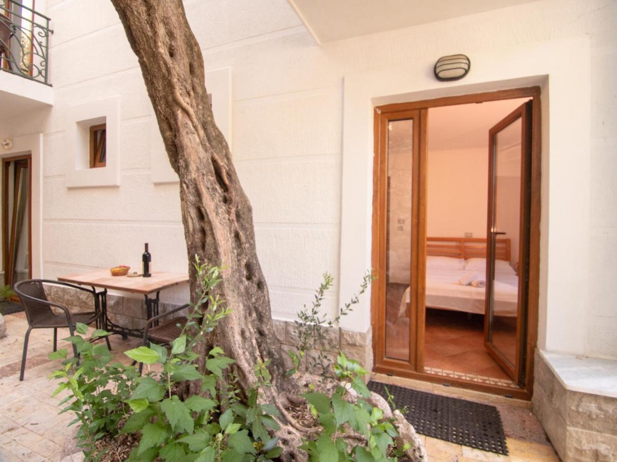 Apartments And Rooms Levantin Inn Sveti Stefan Exterior foto
